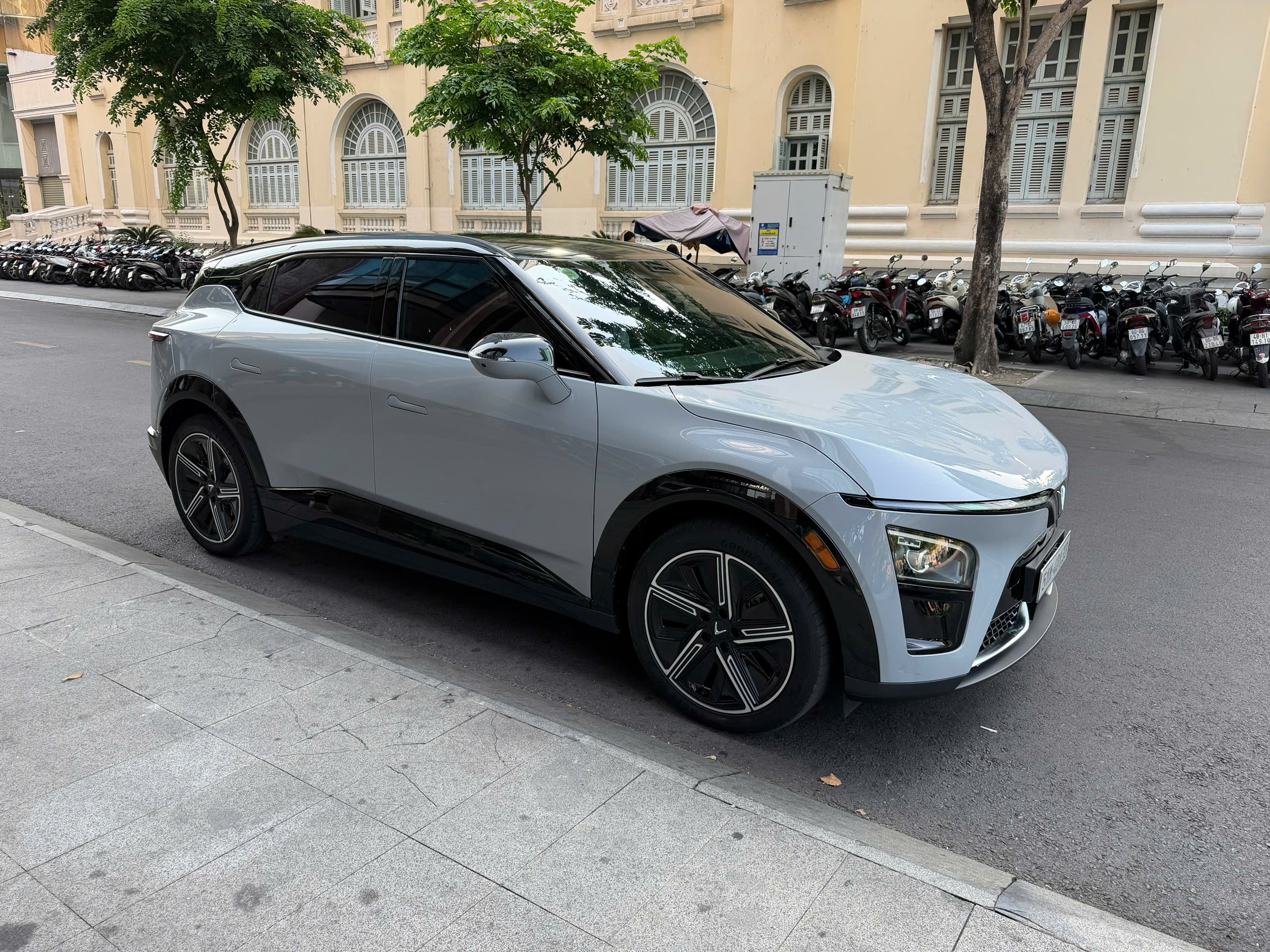 VinFast VF7 Plus 2 Cầu